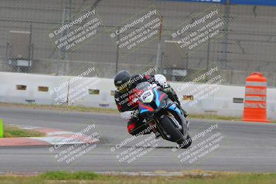 media/Oct-15-2022-Fastrack Riders (Sat) [[9a18b22502]]/Level2/Turn 9 1130am/